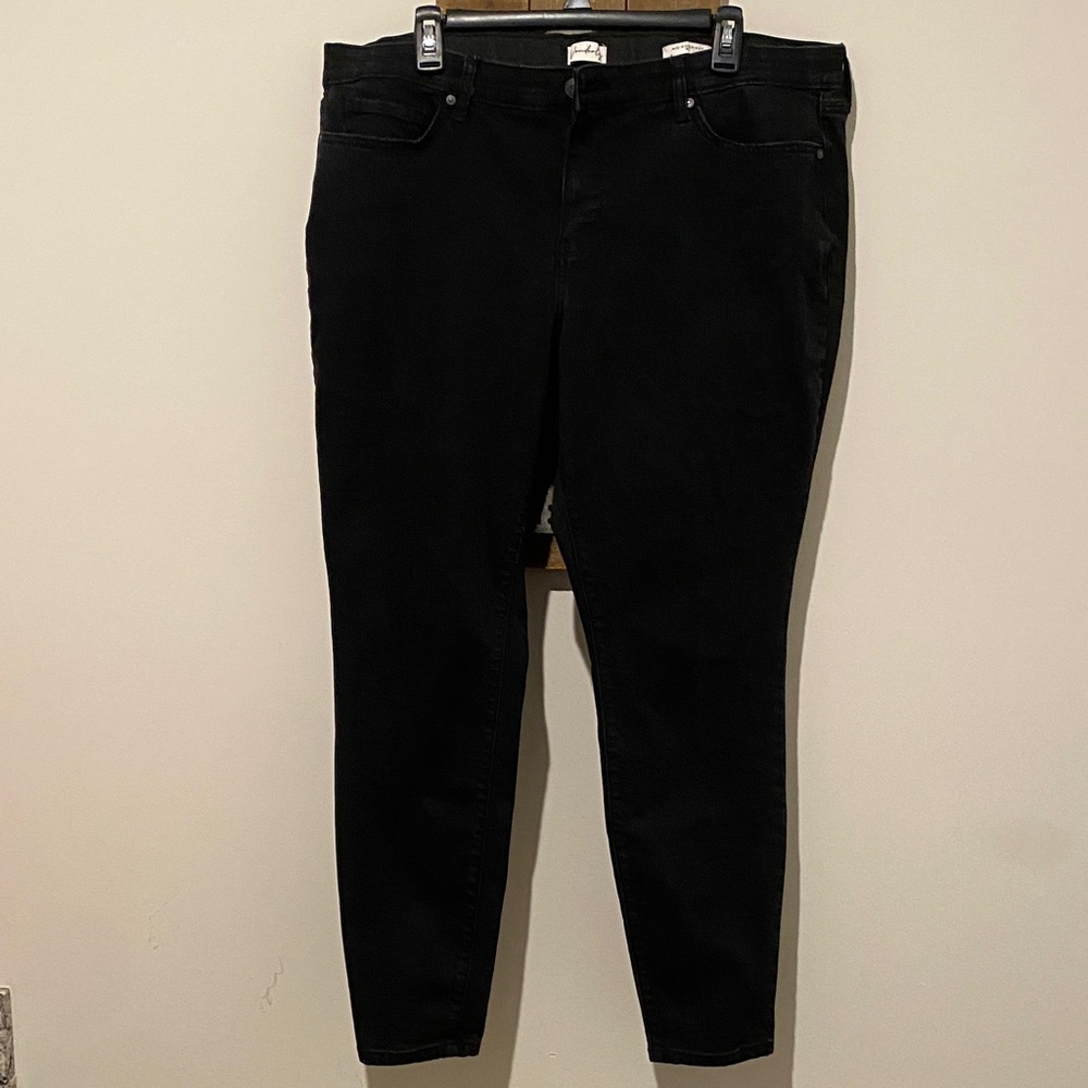 Wonderly Black Skinny Jeans for Women